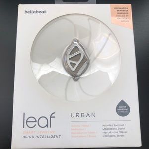 BELLABEAT Urban Leaf Silver Activity Monitor